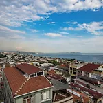 Grand Balyan & Restaurant
