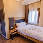 Hotel Grand Balyan & Restaurant 3*
