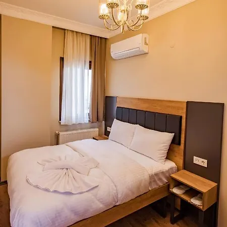 Отель Grand Balyan & Restaurant