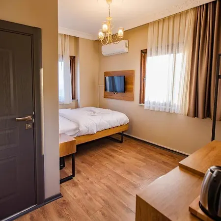 Grand Balyan & Restaurant Отель Стамбул