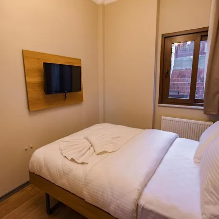 Grand Balyan & Restaurant 3*