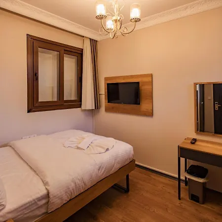 Grand Balyan & Restaurant 3*