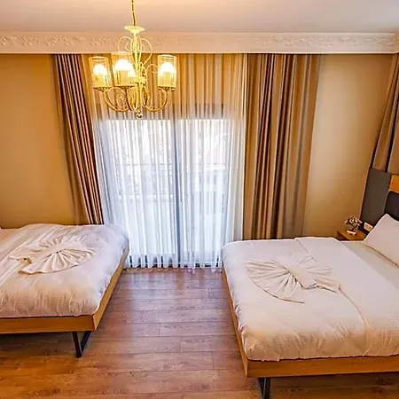 Hotel Grand Balyan & Restaurant 3*