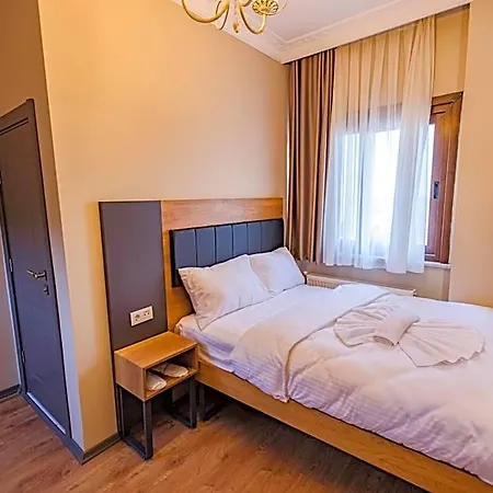 Grand Balyan & Restaurant Hotel 3*