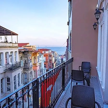 Grand Balyan & Restaurant 3*