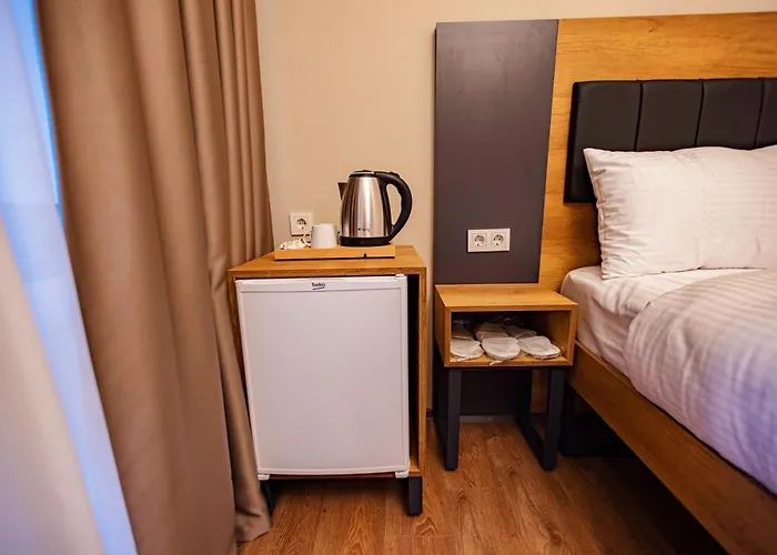 Hotel Grand Balyan & Restaurant